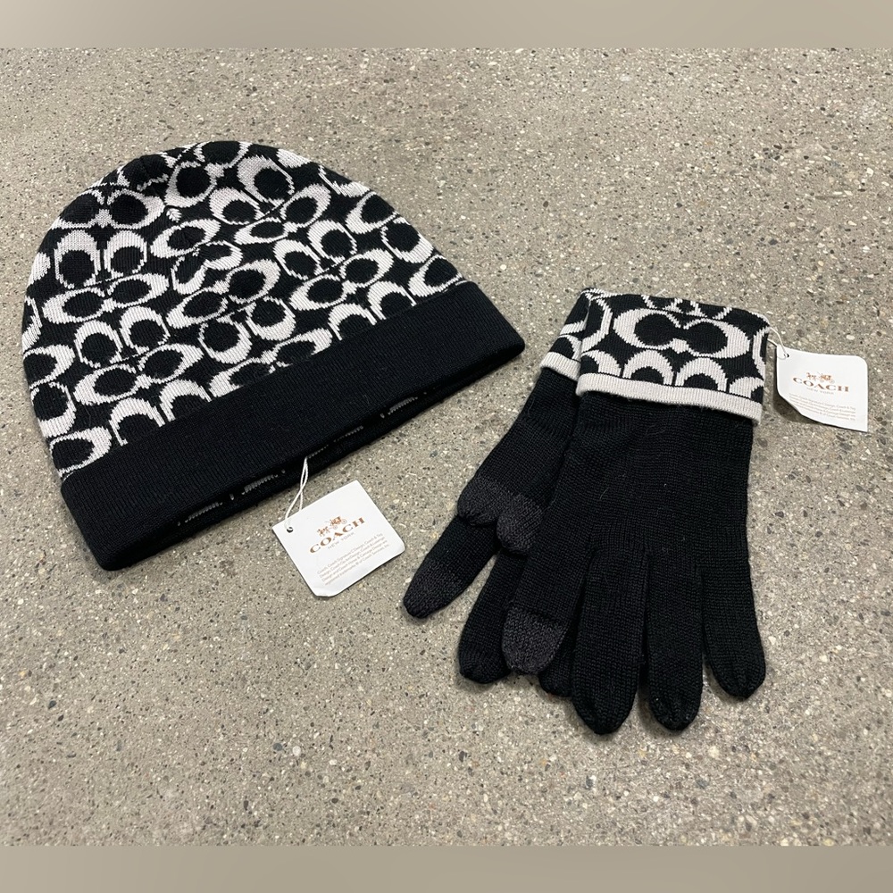 NWT Coach New York Signature Logo Wool Blend Beanie Cap & Gloves - Picture 2 of 10